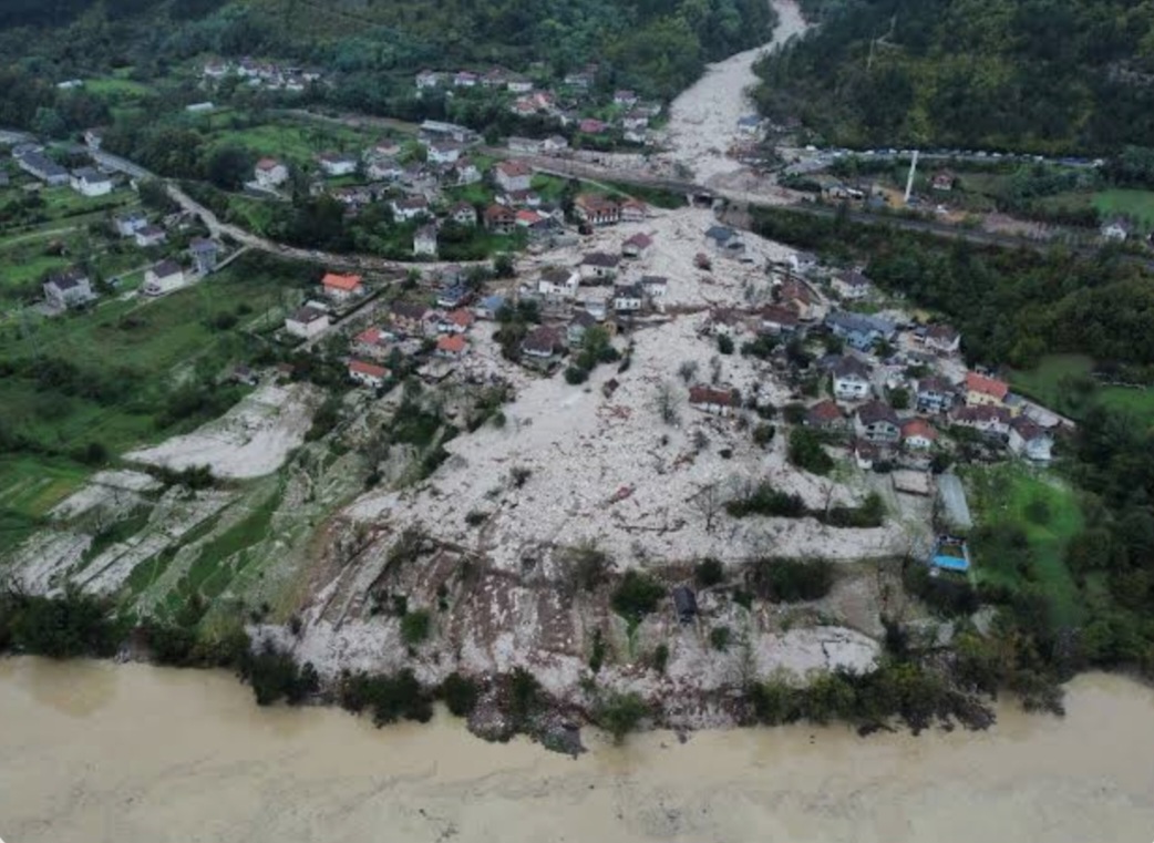 Posljedice odrona u Donjoj Jablanici (foto Hanadi Maslo) Posljedice odrona u Donjoj Jablanici (foto Hanadi Maslo)