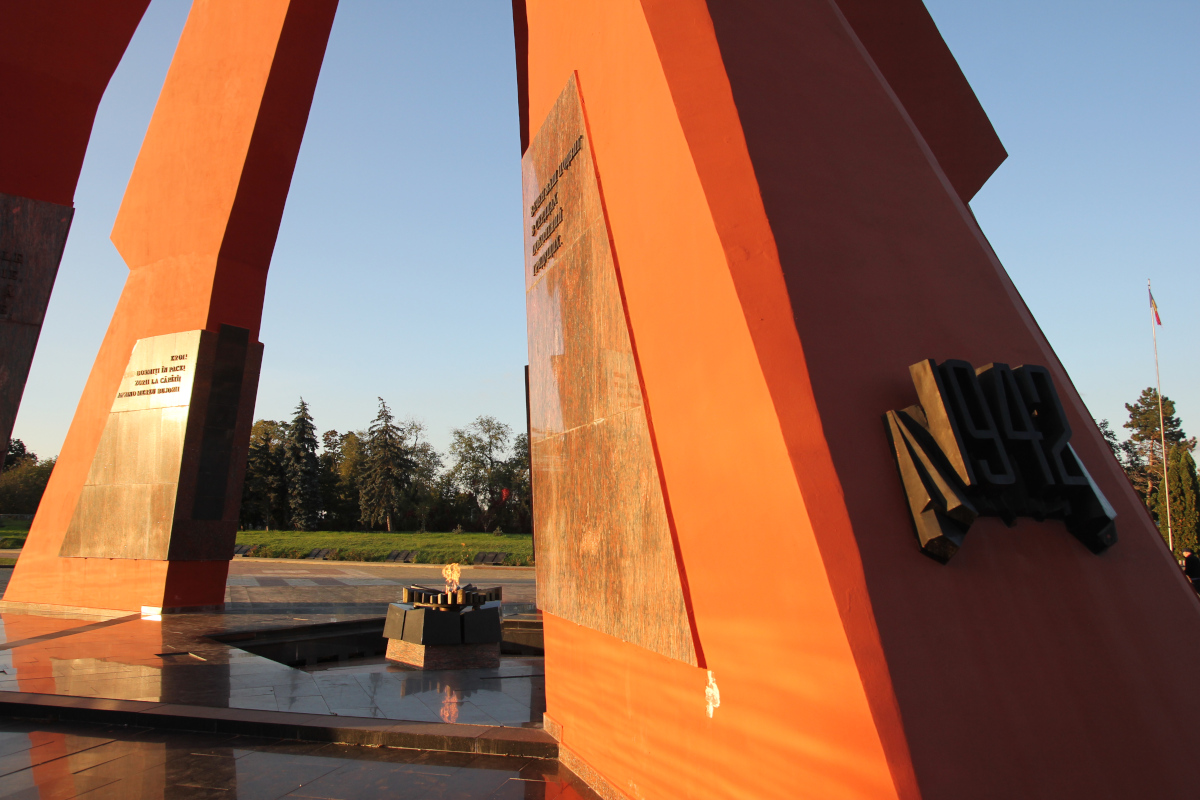 La fiamma della vittoria nella seconda guerra mondiale a Chisinau (foto F. Brusa) La fiamma della vittoria nella seconda guerra mondiale a Chisinau (foto F. Brusa)