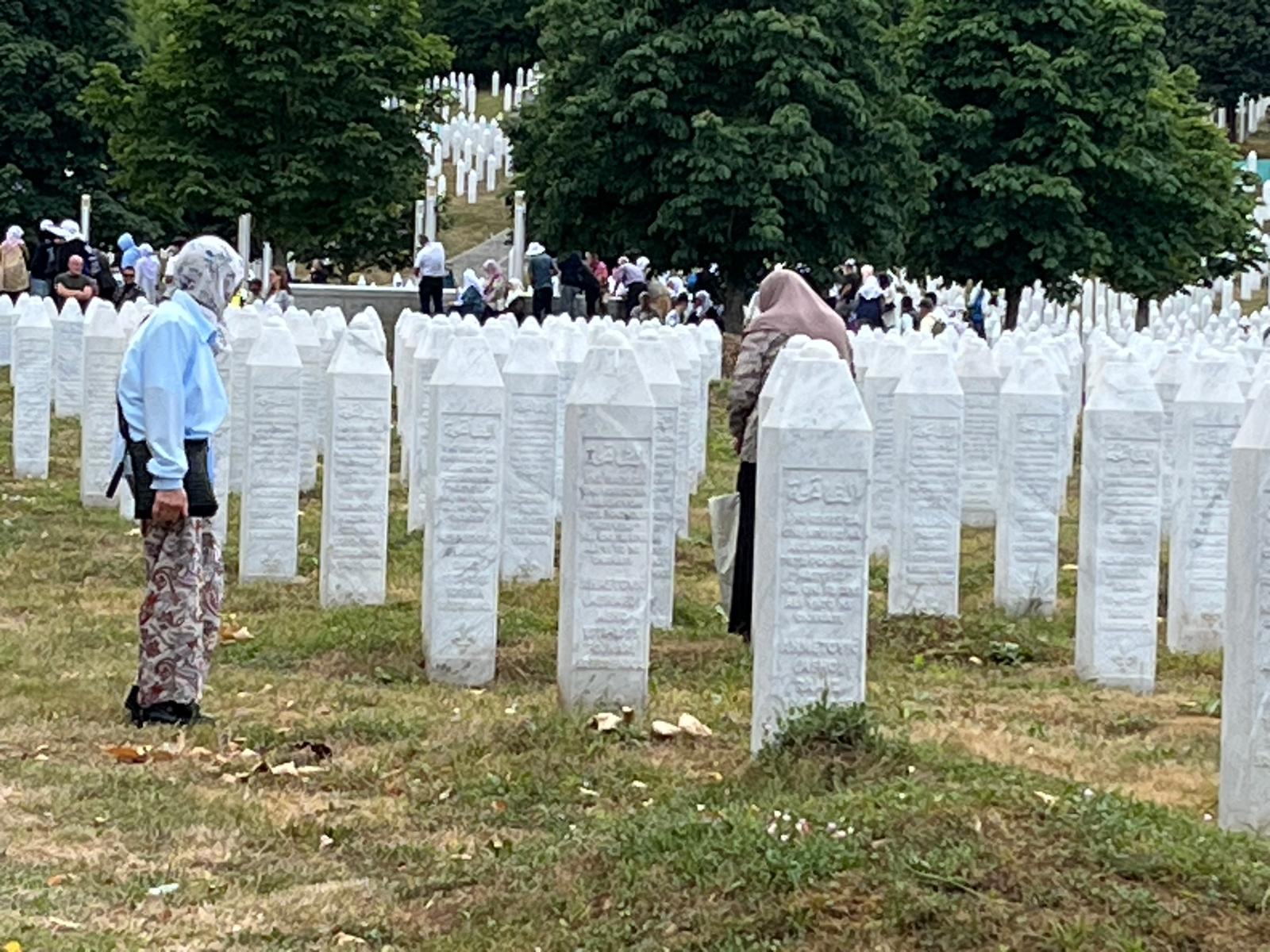 14fd0253-5dea-435f-81d5-10b35b283d49-1