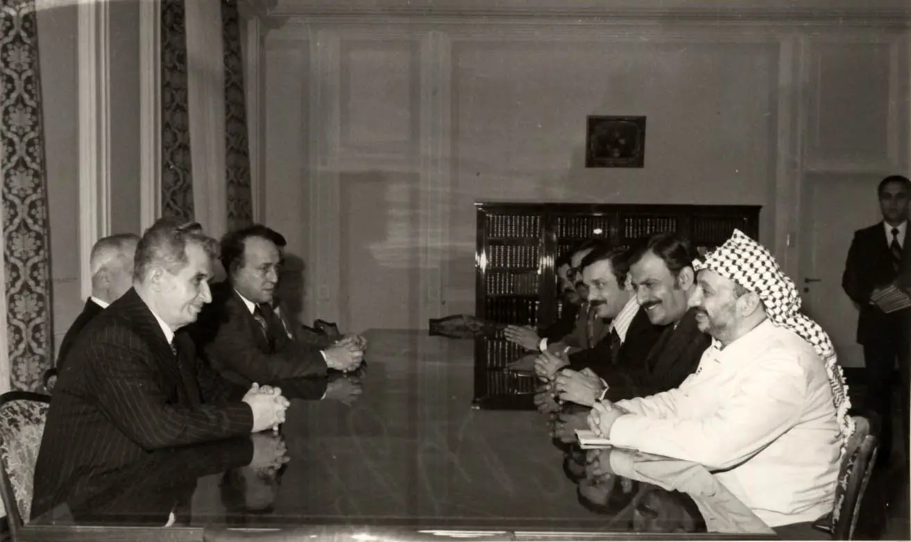 Colloqui tra Ceaușescu ed Arafat, dicembre 1976 © Fotografia #LA343