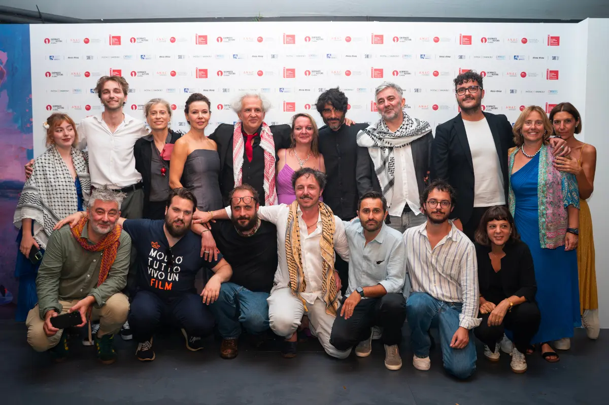 DOM, glumci i filmska ekipa – © foto Moris Puccio i Giulia Barini Autorski dani DOM, glumci i filmska ekipa – © foto Moris Puccio i Giulia Barini Autorski dani