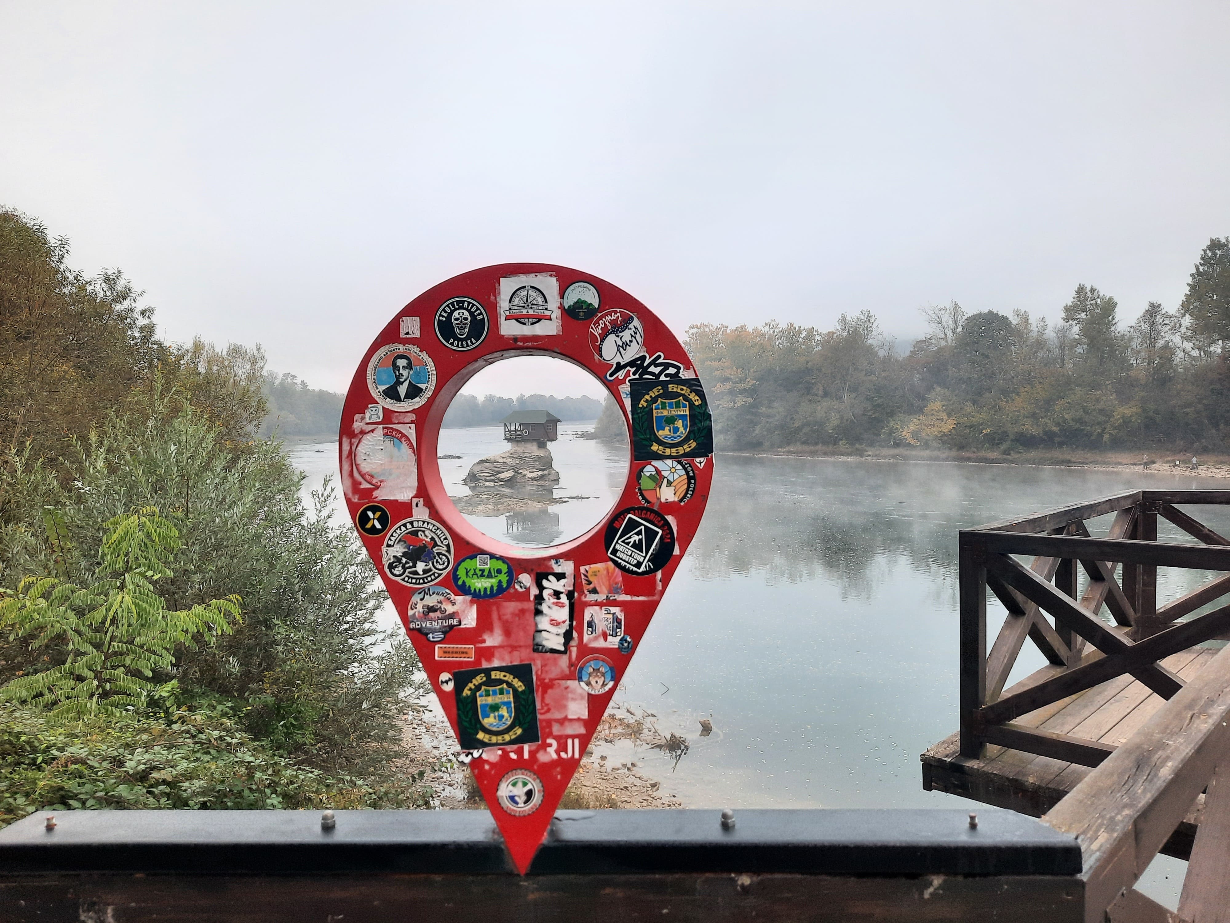 La-casetta-sulla-Drina-a-Bajina-Basta-Serbia