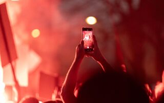 Belgrado, Serbia, durante le proteste di marzo © Dejan Sarec/Shutterstock