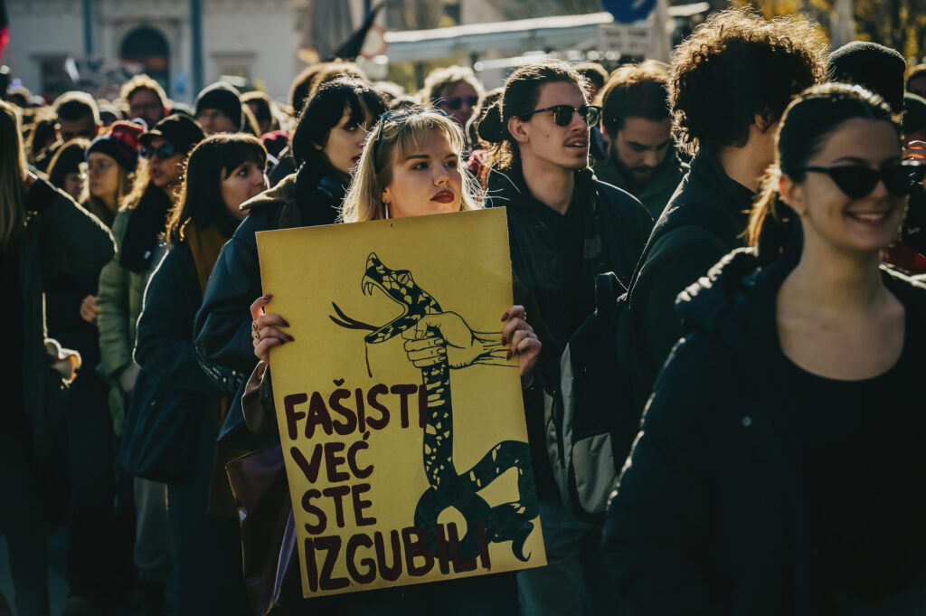 La manifestazione antifascista a Zagabria del 30 novembre 2025 © Sanja Matić / Za Hrvatsku slobode