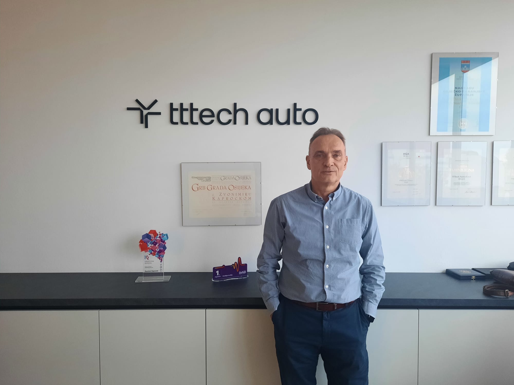 Reportage Osijek EuSee Zvonimir Kaprocki in his TTTechAuto office in Osijek. Photo: Giovanni Vale