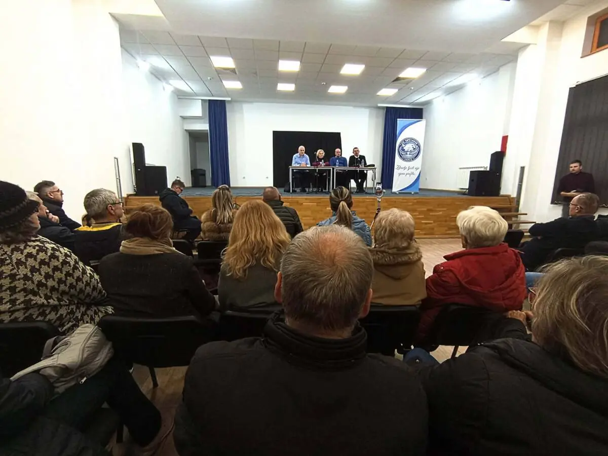 Dibattito pubblico a Vareš, BiH - Foto S. Mlađenović Stević