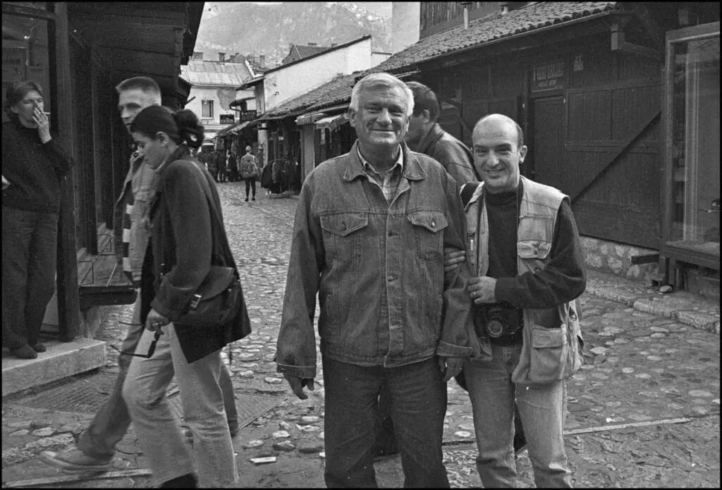 Jovan Divjak e Mario Boccia Sarajevo ottobre 1997 - Foto Mario Boccia