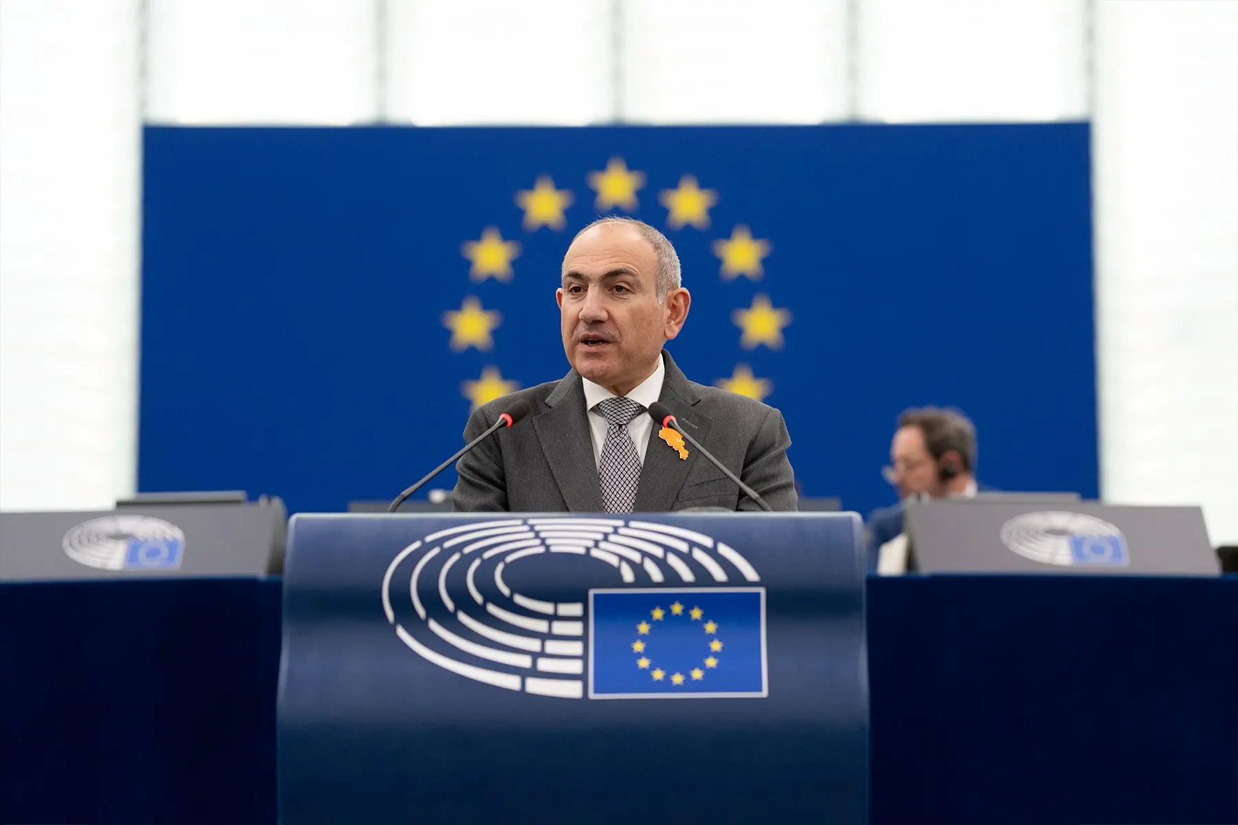 Il primo ministro armeno Nikol Pashinyan al Parlamento europeo, marzo 2026 © Unione europea