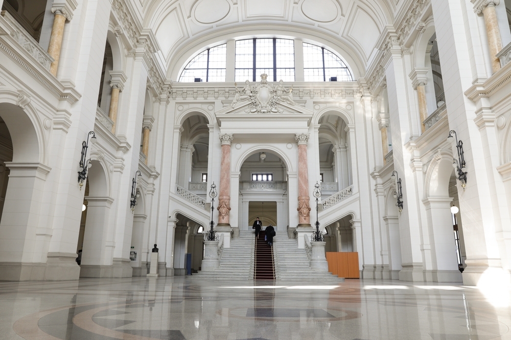 Corte d'appello romena, interno © Mircea Moira / Shutterstock