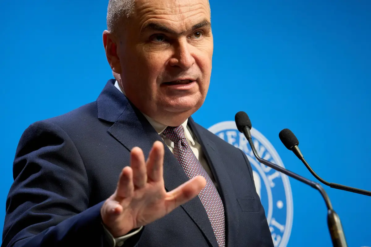 Ilie Bolojan, Primo Ministro della Romania © LCV/Shutterstock