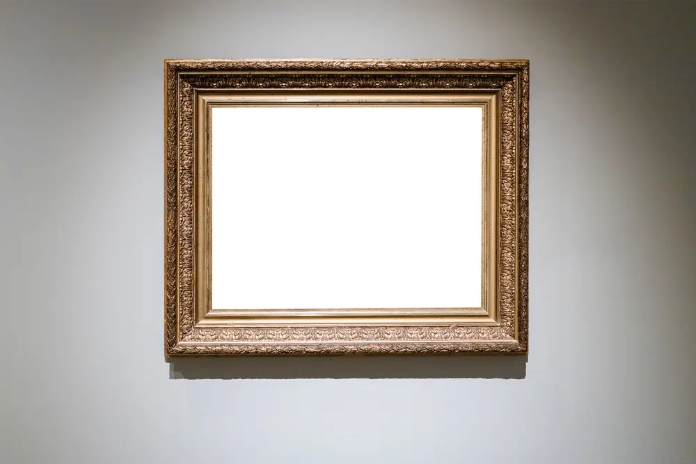 Empty frame © vvoe/Shutterstock