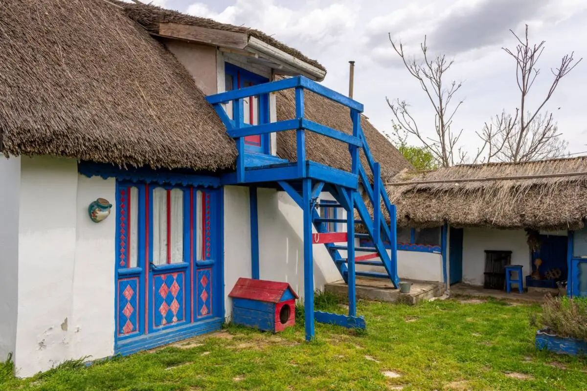 Traditional architecture in Vișina (Romania), part of the rural landscape identity of the Danube Delta region Photo credit: Alexandru Tone / OAR, Danube Ruralscapes
