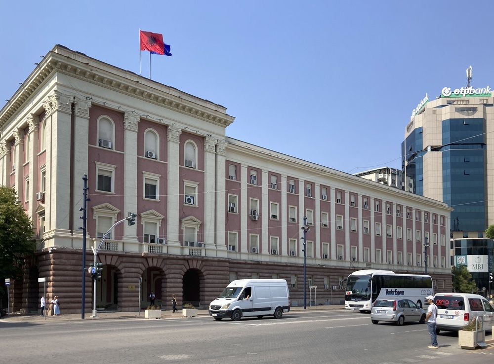 Albanian parliamentary offices © Alekk Pires / Shutterstock