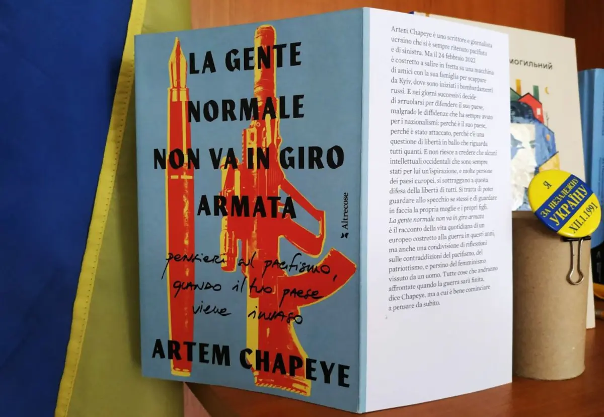 La gente normale non va in giro armata, di Artem Chapeye - Meridiano 13 Claudia Bettiol
