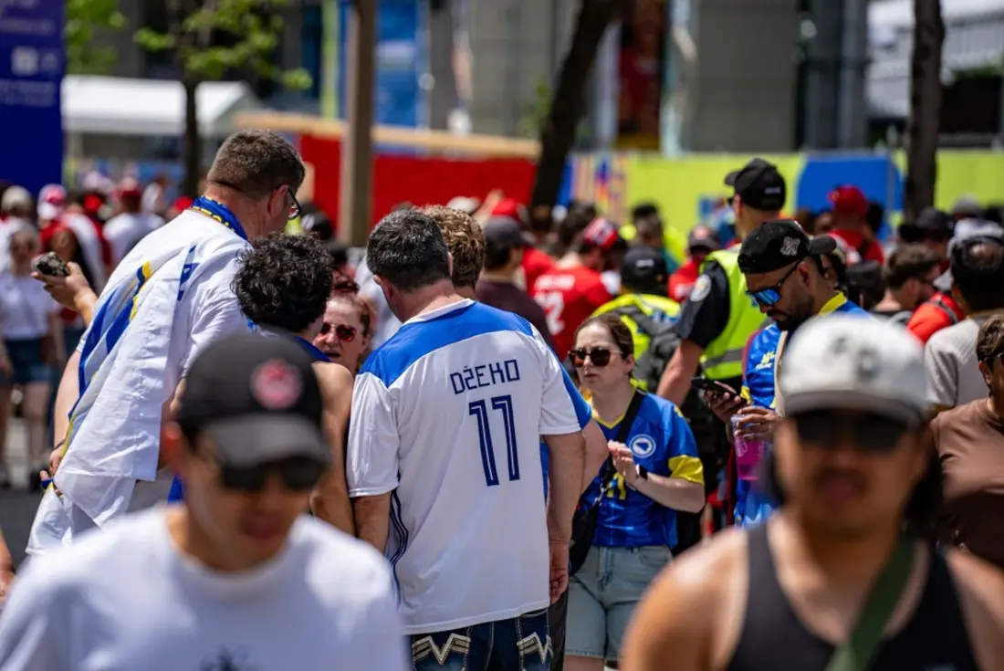 Tifosi della nazionale di calcio della Bosnia Erzegovina ©- Erman Gunes/Shutterstock