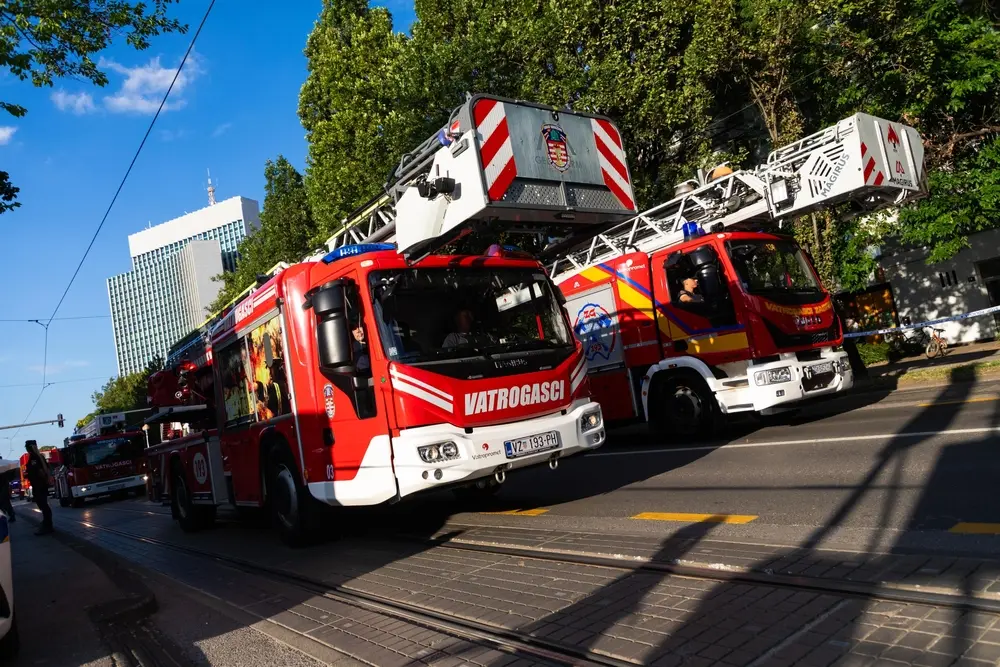 Zagabria, Croazia, vigili del fuoco in azione © Ivan Klindic/Shutterstock