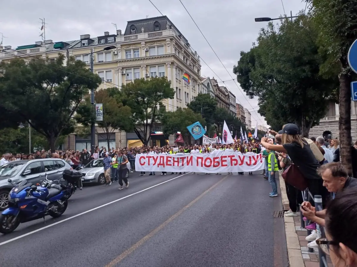 Belgrado, Serbia, Corteo della Lista studentesca. "Gli studenti vincono" - foto D. Nenadić