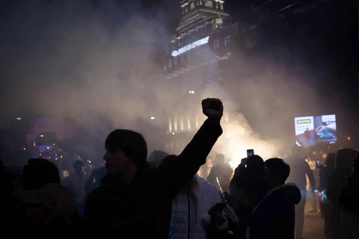 Le festa a Belgrado dopo la vittoria degli studenti alle elezioni parlamentari anticipate del 25 ottobre 2026. Foto: Andrea Lazzaroni Le festa a Belgrado dopo la vittoria degli studenti alle elezioni parlamentari anticipate del 25 ottobre 2026. Foto: Andrea Lazzaroni